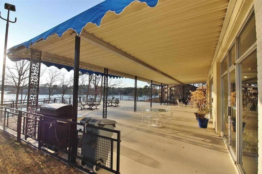 Perfect Couples Retreat - Close To All Amenities Hot Springs Bagian luar foto