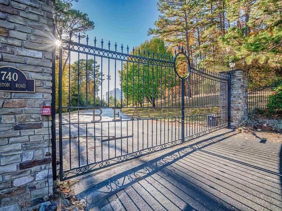 Perfect Couples Retreat - Close To All Amenities Hot Springs Bagian luar foto