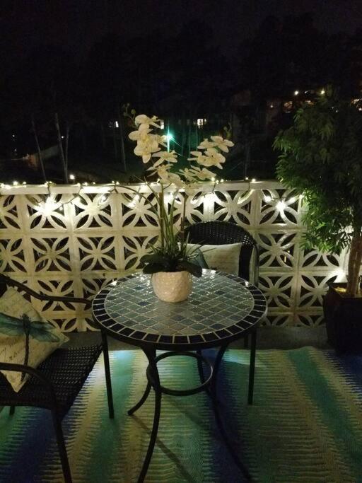 Perfect Couples Retreat - Close To All Amenities Hot Springs Bagian luar foto